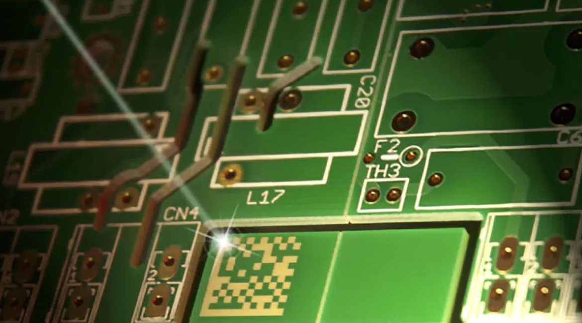 Choosing the Right UV Laser Marking Machine for PCBs Ensuring Clear Traceability